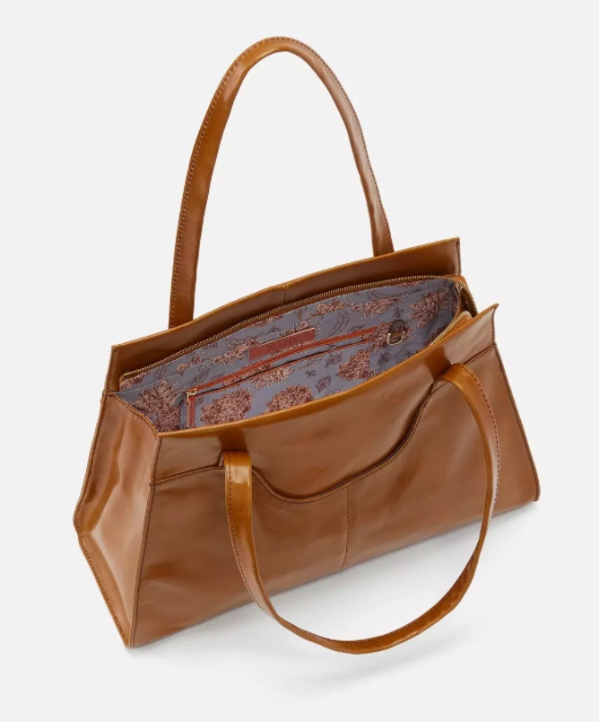 Hobo Broker Tote in Truffle