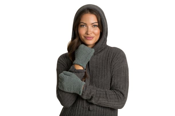 Barefoot Dreams CozyChic Gloves