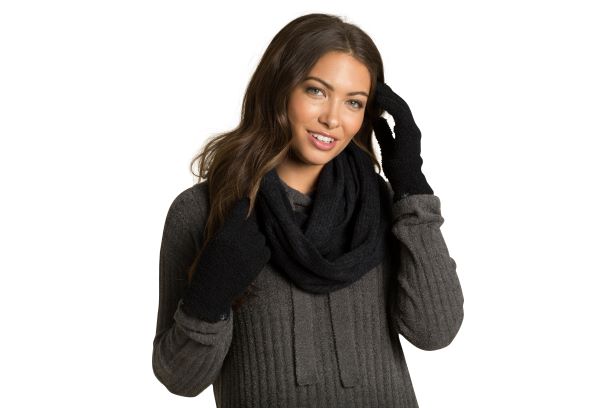 Barefoot Dreams CozyChic Gloves