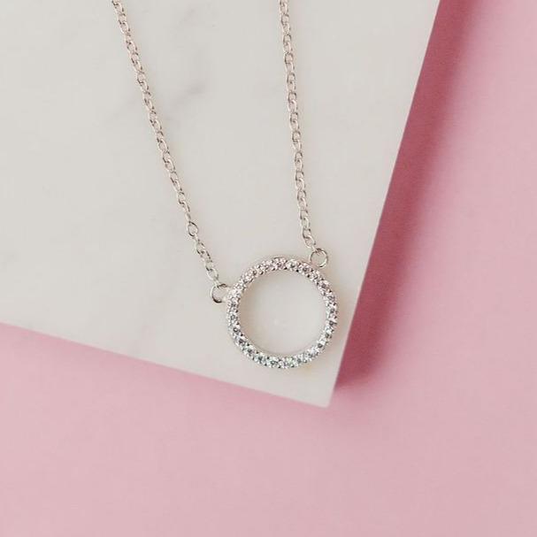 Chloe + Lois Slim Circle Necklace