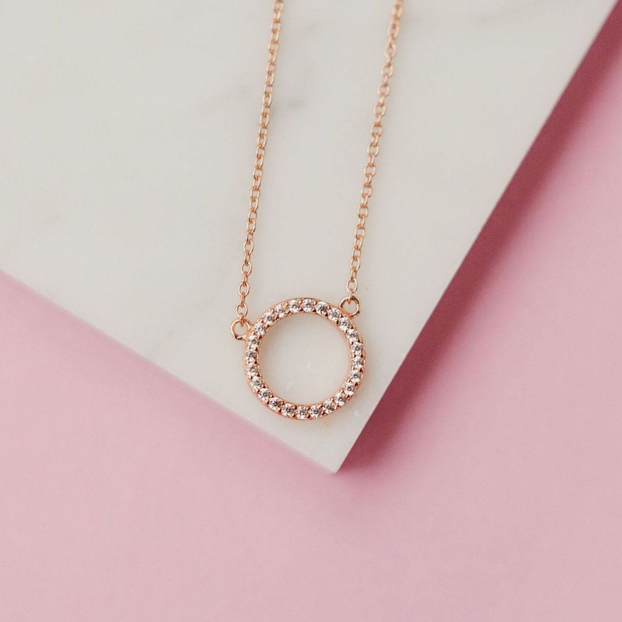 Chloe + Lois Slim Circle Necklace