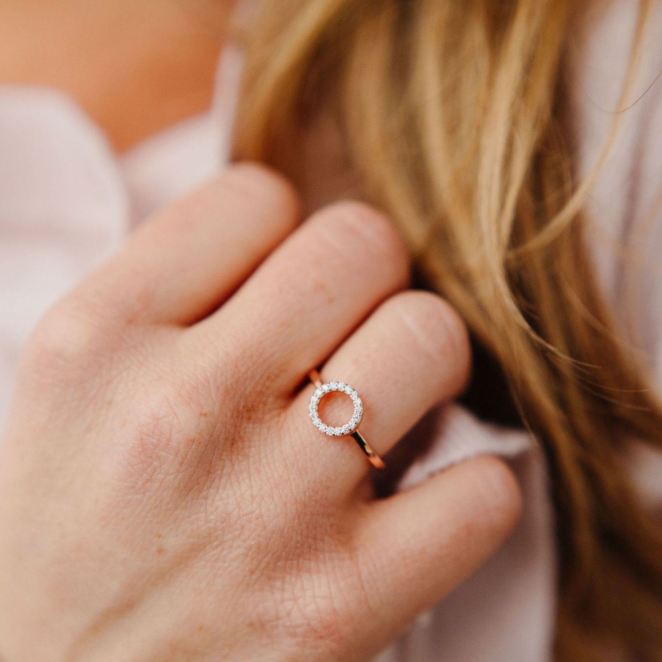 Chloe + Lois Slim Circle Ring