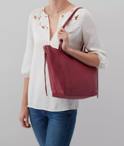 Hobo Small Kingston in Sangria